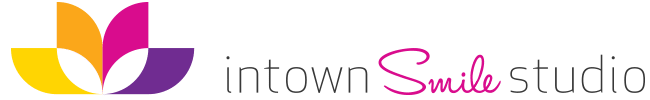 Intown smile studio logo